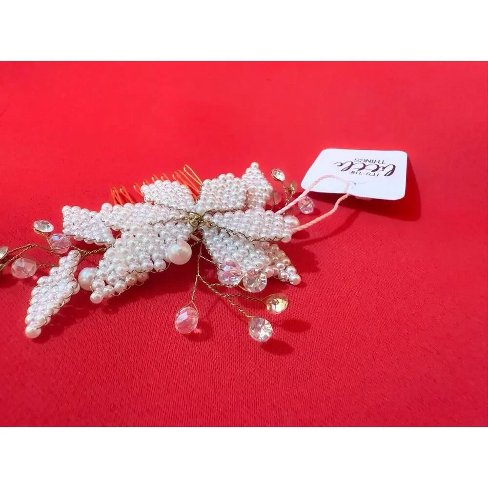 2.5x4”  Bridal hair comb White Beads Floral hair Decorative Hair Accessories
